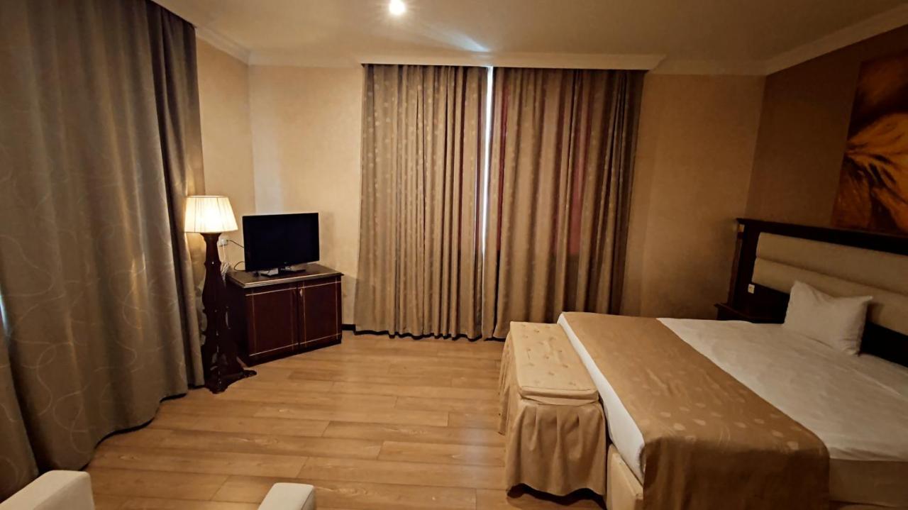 Smith's Boutique Hotel Baku Extérieur photo