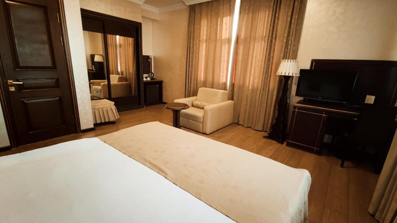 Smith's Boutique Hotel Baku Extérieur photo